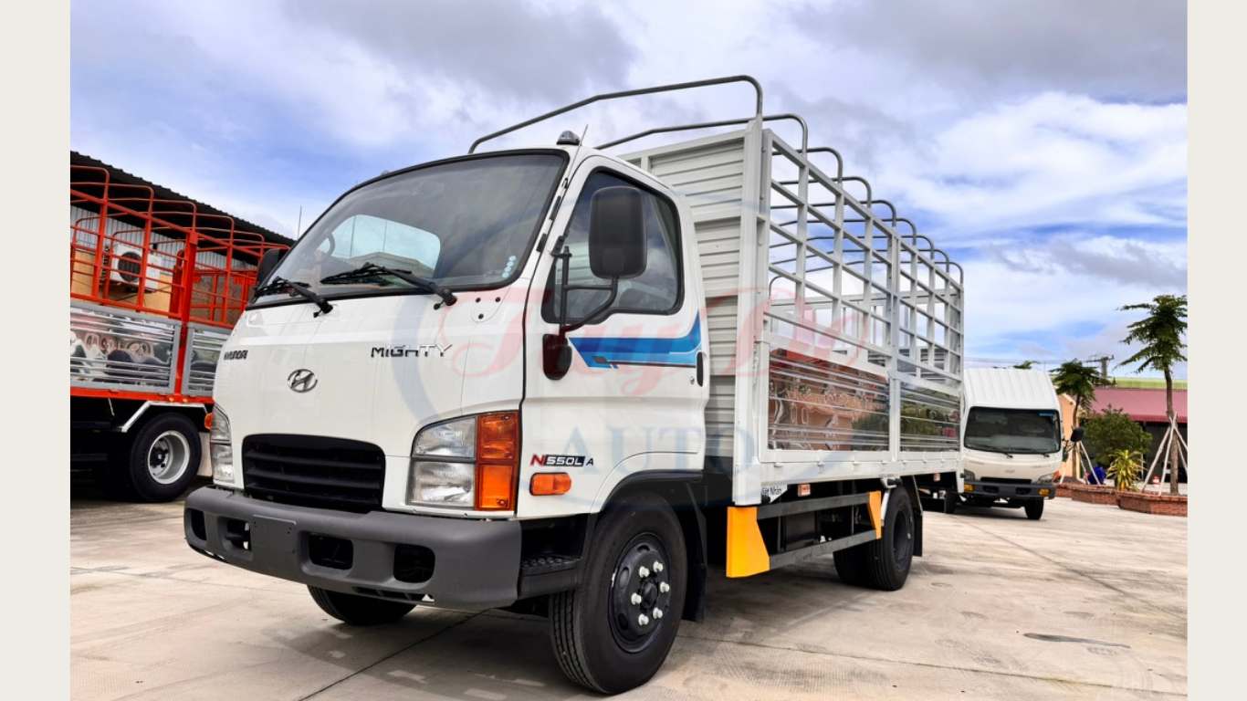 HYUNDAI N550LA THÙNG MUI BẠT TẢI 2T5