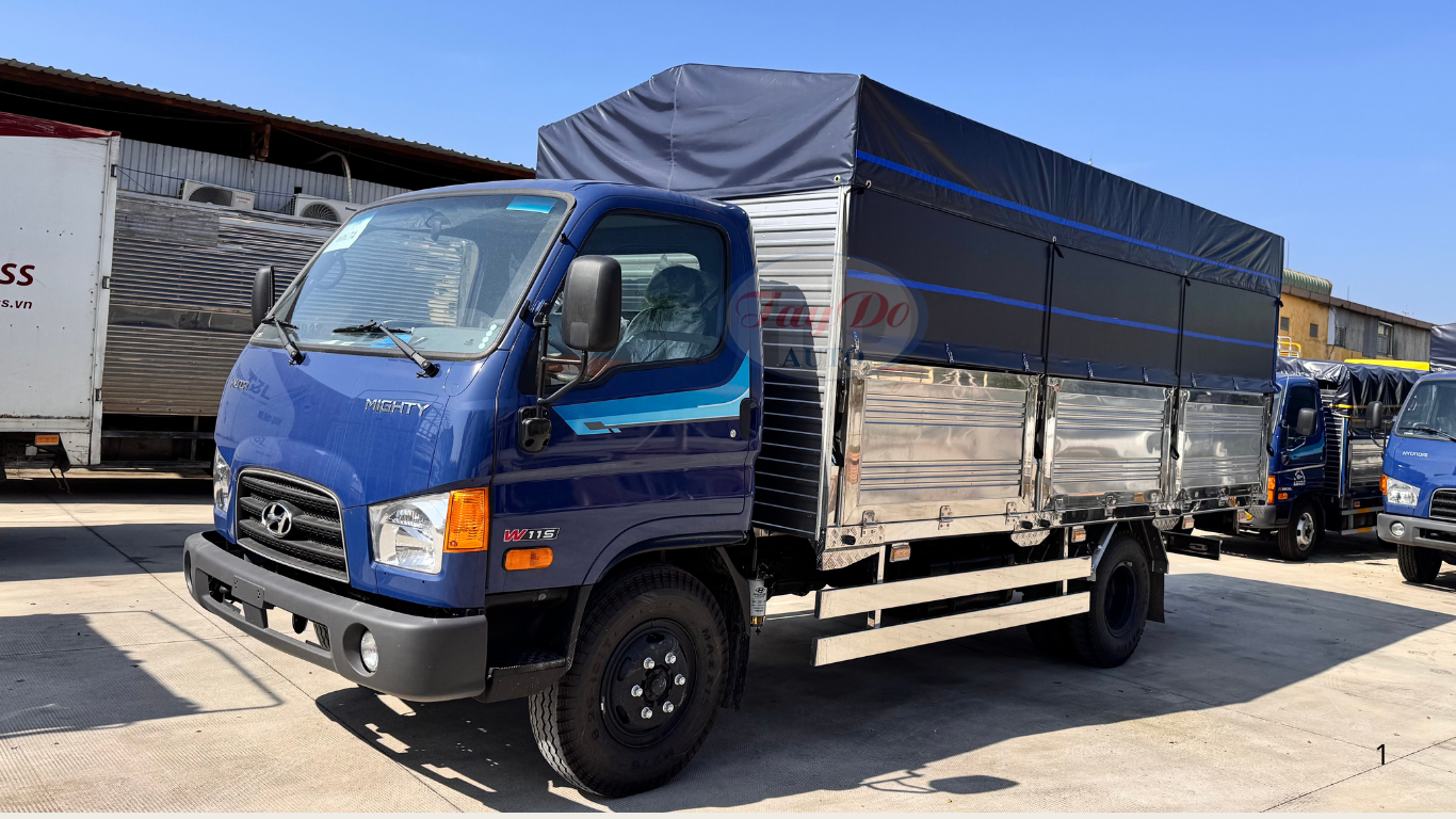 HYUNDAI W11S THÙNG BẠT - TẢI TRỌNG 6T8 - THÙNG DÀI 4M9